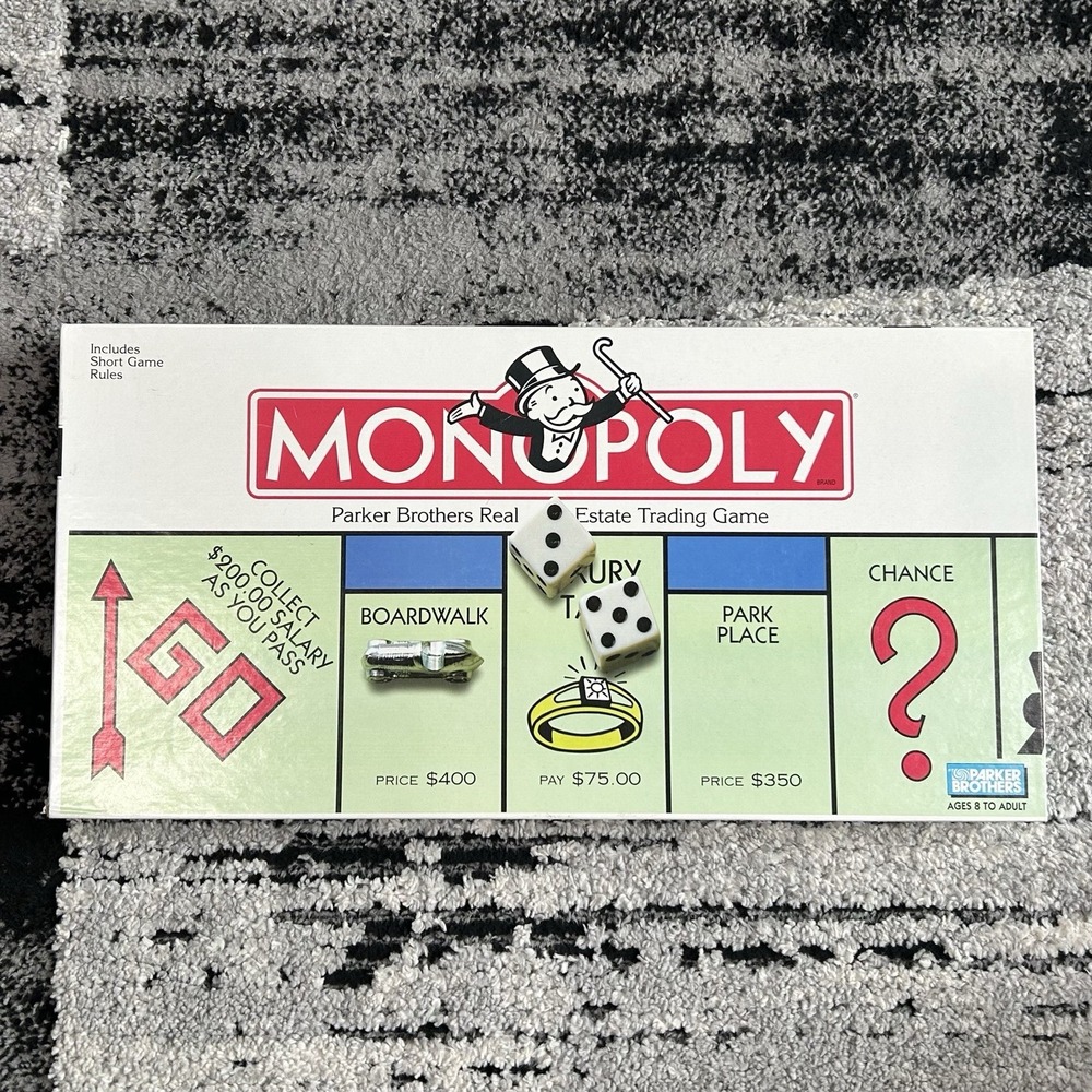 Parker Brothers Real Estate Trading Game Classic "Monopoly" Board Game #0009